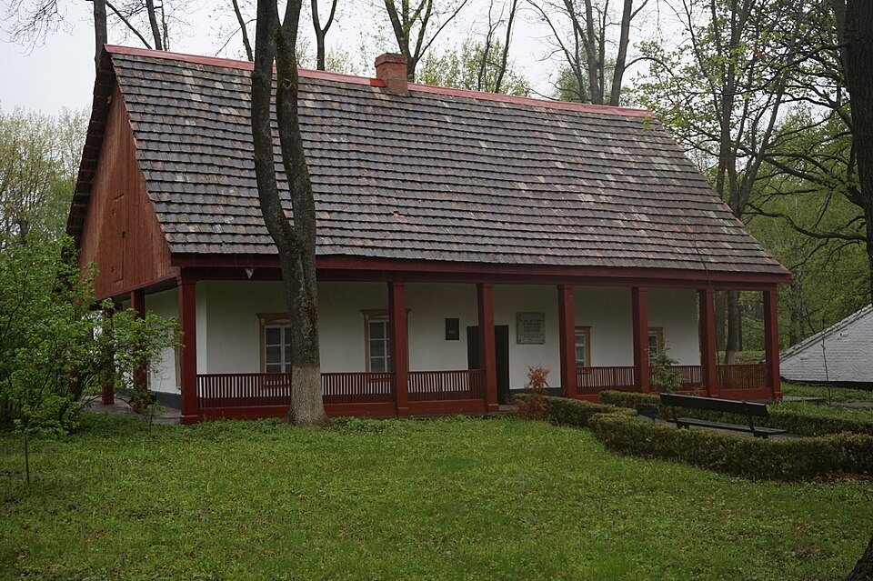 Khutir Nadiia, Mykolaivka