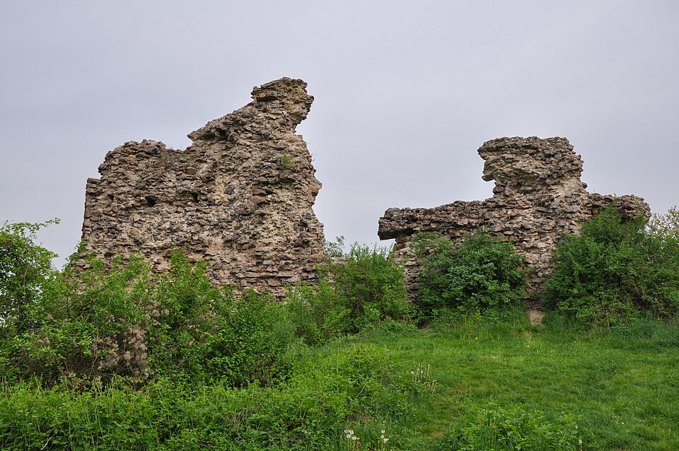 Замок Нялаб, Королево