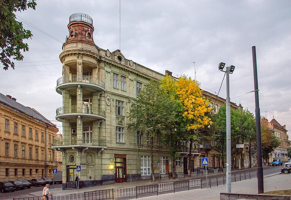 Тюрма на Лонцького, Львів