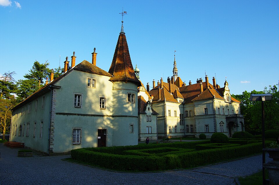 Палац Шенборнів, Карпати