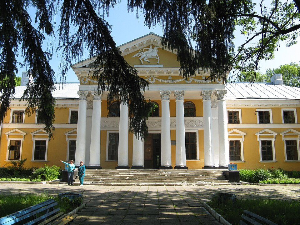 Палац Ганських, Верхівня