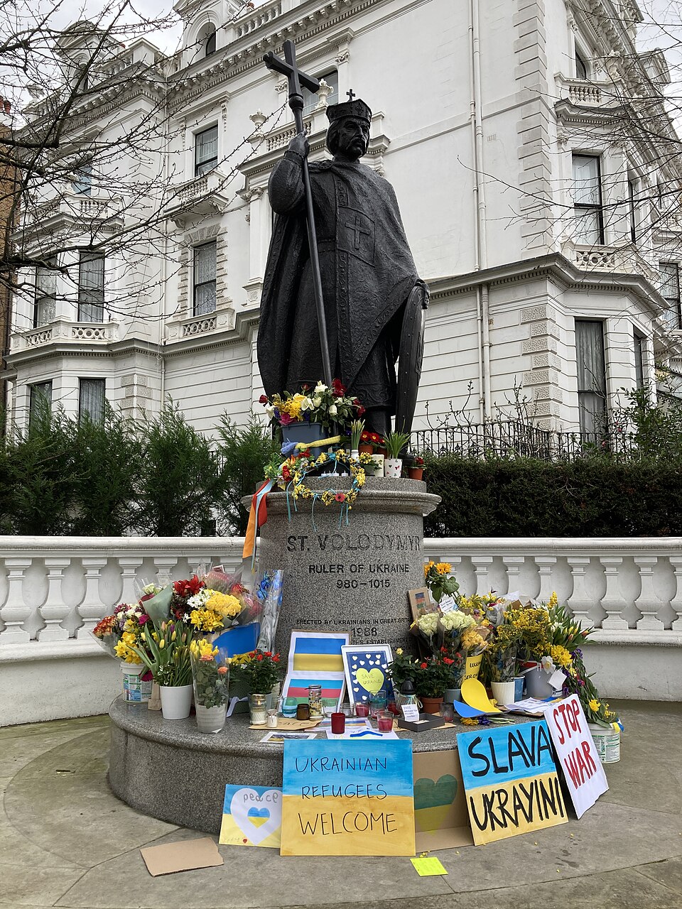 Памʼятник Володимиру Великому, Лондон