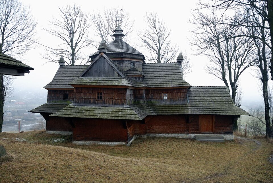 Струківська церква, Ясіня